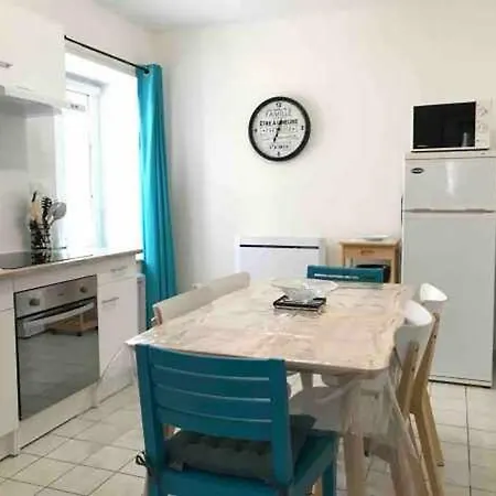 à Proche Domrémy-la-pucelle - Fr-1-589-797 * Neufchâteau