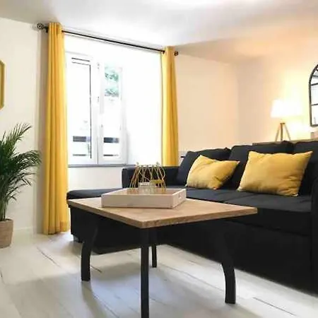 à Proche Domrémy-la-pucelle - Fr-1-589-797 Appartamento